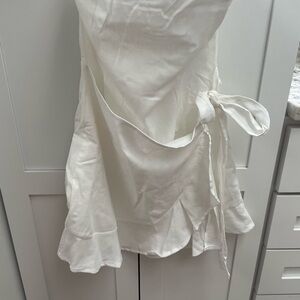 Princess Polly Classic White Dress